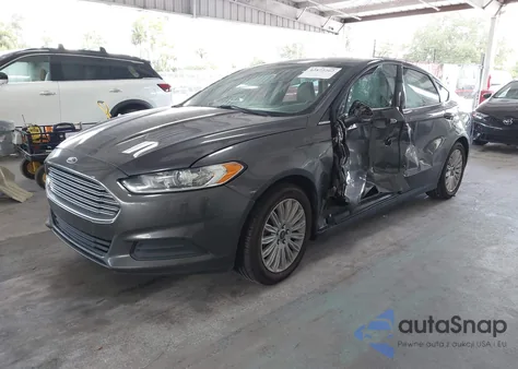 2015 Ford Fusion Hybrid S z USA, uszkodzony, nr VIN 3FA6P0UU0FR308741